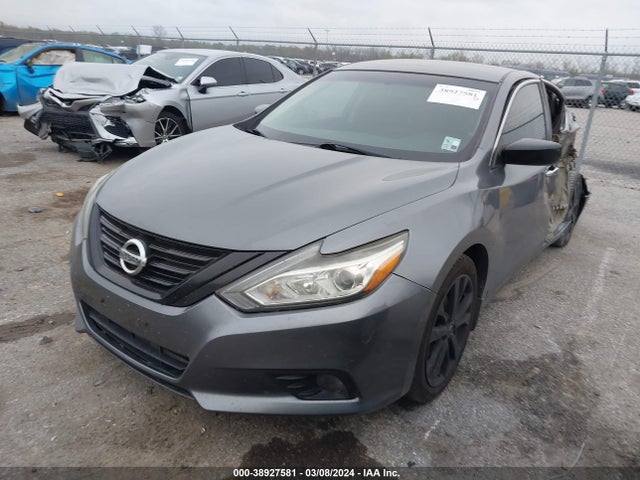 Nissan Altima 2.5 Sr 2018 1N4AL3AP8JC229749 Image 2