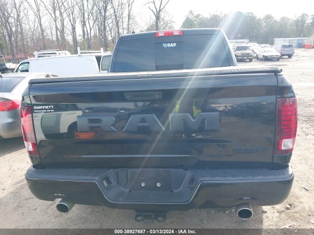 RAM 1500 Night  4x4 5'7 Box 2018 1C6RR7MT1JS150982 Image 17