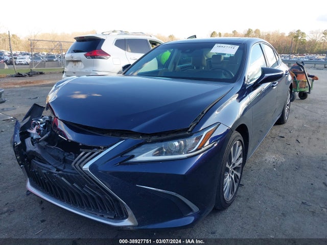 Lexus ES 350 2019 58ABZ1B10KU030772 Image 2