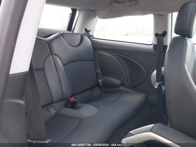 2007 MINI COOPER WMWMF33587TT54234 Photo 7