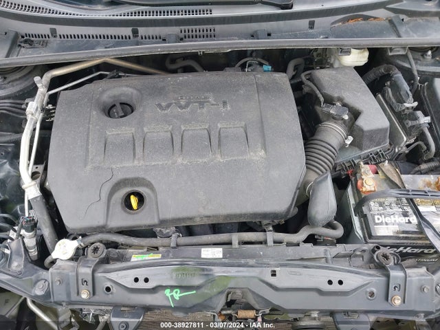 Toyota COROLLA LE 2018 5YFBURHE0JP791252 Image 10