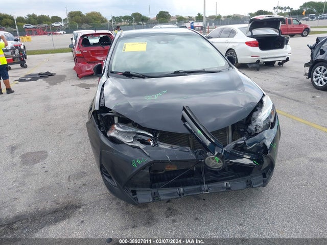 Toyota COROLLA LE 2018 5YFBURHE0JP791252 Image 6