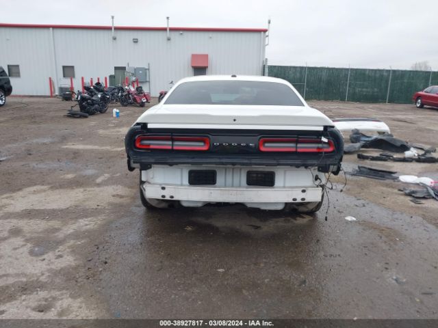 2C3CDZAG9JH242501 Dodge Challenger Sxt