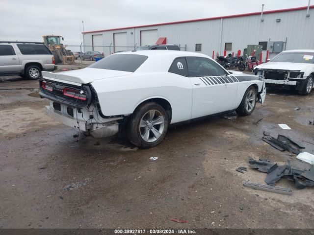 2C3CDZAG9JH242501 Dodge Challenger Sxt
