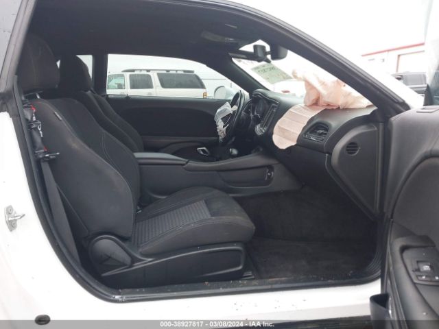 2C3CDZAG9JH242501 Dodge Challenger Sxt