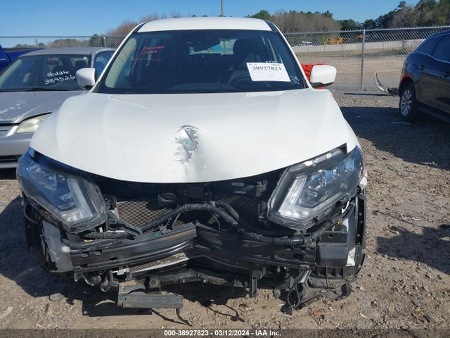 Nissan ROGUE S 2019 5N1AT2MT5KC714778 Image 13