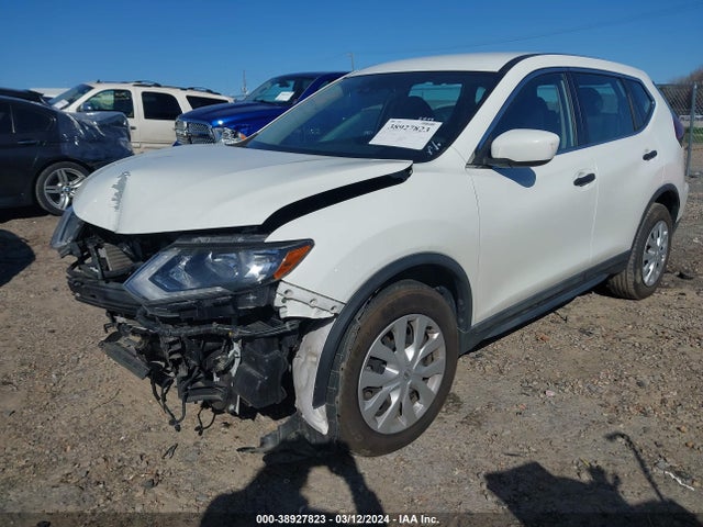 Nissan ROGUE S 2019 5N1AT2MT5KC714778 Image 2
