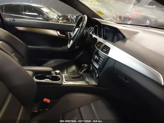 WDDGJ4HB4EG281667 Mercedes-Benz C 250