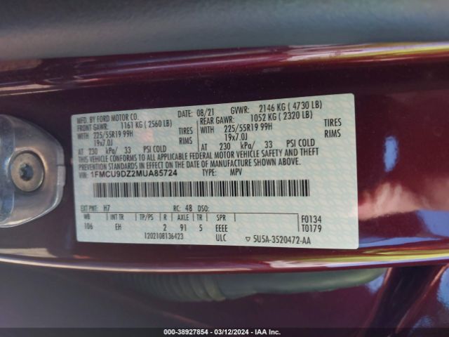 1FMCU9DZ2MUA85724 Ford Escape Titanium Hybrid
