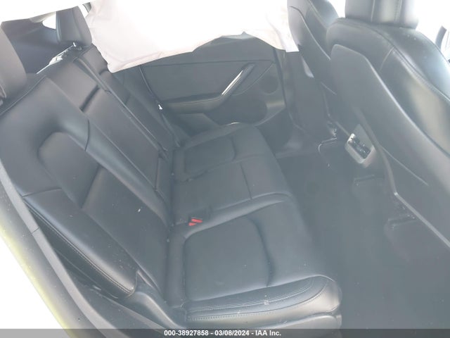 Tesla Model Y 2023 7SAYGAEE6PF627972 Image 8