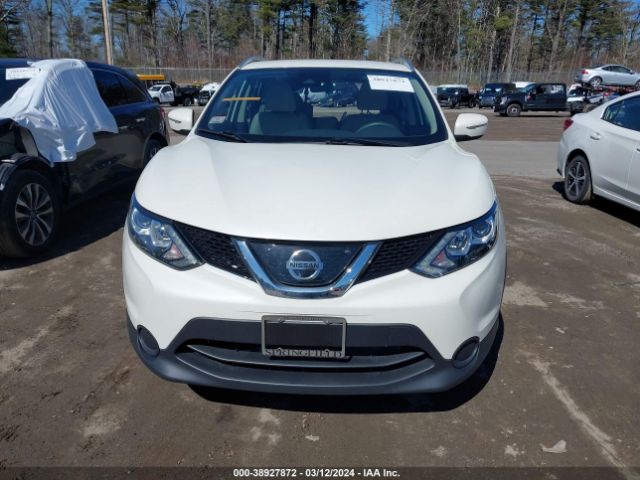JN1BJ1CR5KW326093 Nissan Rogue Sport Sv
