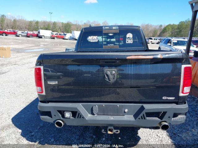 1C6RR6JT7JS126829 RAM 1500 Laramie Quad Cab 4x2 6'4 Box