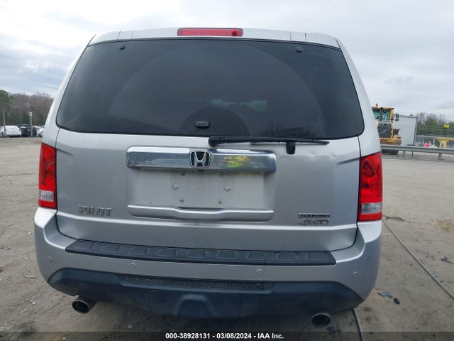 Honda Pilot Touring 2015 5FNYF4H97FB077762 Image 16