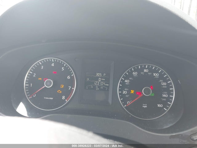 3VWD17AJ5EM278909 Volkswagen Jetta 1.8t Se