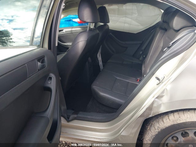 3VWD17AJ5EM278909 Volkswagen Jetta 1.8t Se