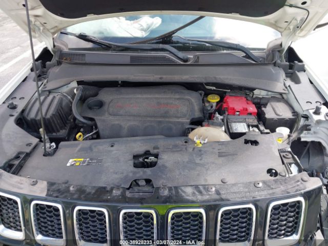 3C4NJCBBXKT655095 Jeep Compass Latitude Fwd