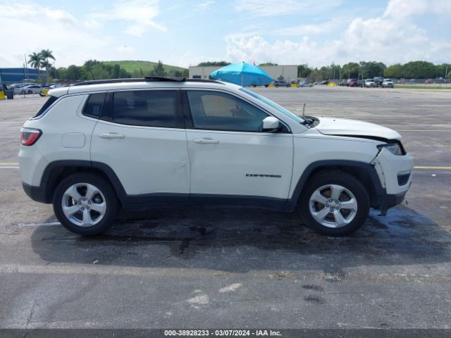 3C4NJCBBXKT655095 Jeep Compass Latitude Fwd