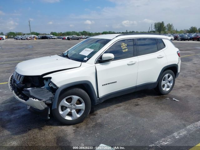 3C4NJCBBXKT655095 Jeep Compass Latitude Fwd