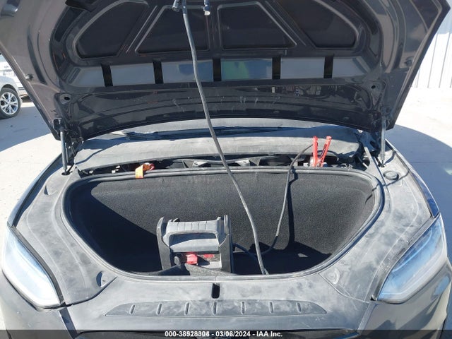 Tesla MODEL X 2019 5YJXCBE2XKF184704 Image 10