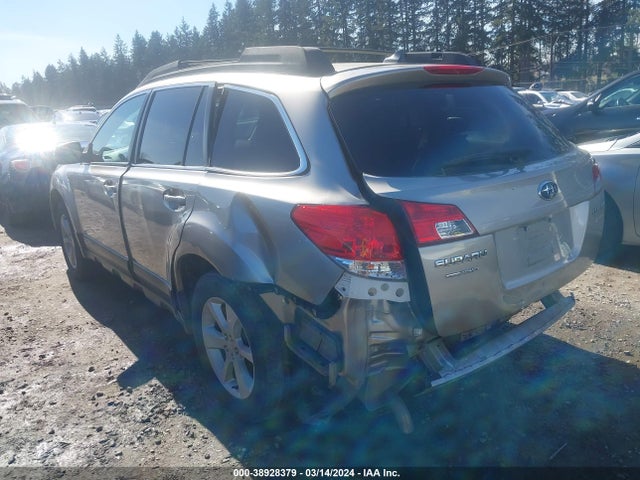 Subaru Outback 2.5i Premium 2014 4S4BRBCC9E3315364 Image 3