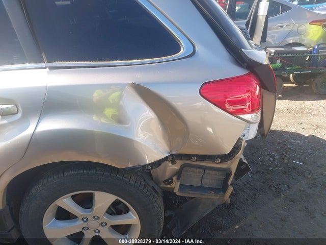 Subaru Outback 2.5i Premium 2014 4S4BRBCC9E3315364 Image 6