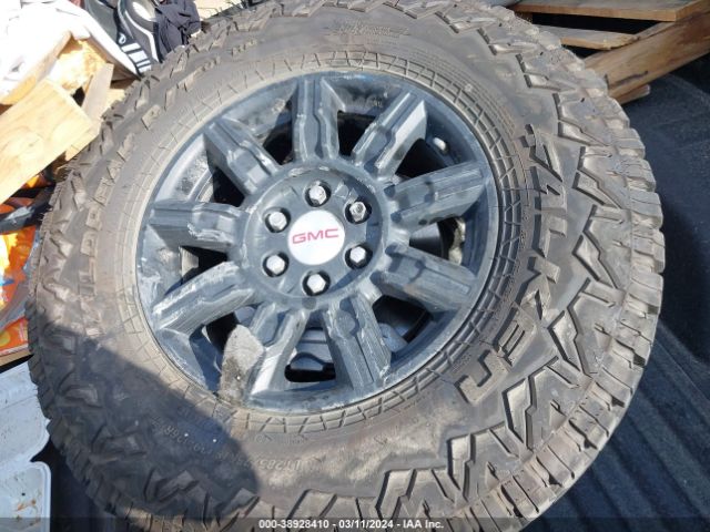 1GTUUEEL9RZ156178 GMC Sierra 1500 4wd  Standard Box At4