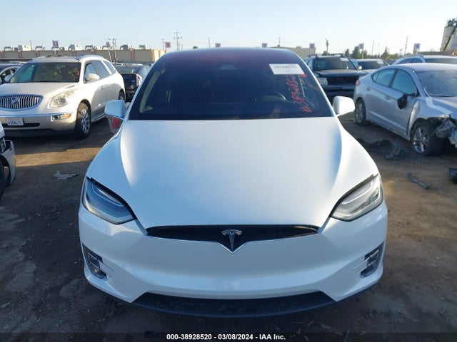 5YJXCBE20JF115857 Tesla Model X 100d/75d/p100d