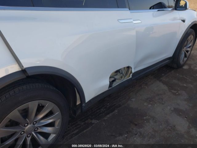 2018 TESLA MODEL X 5YJXCBE20JF115857 Photo 5
