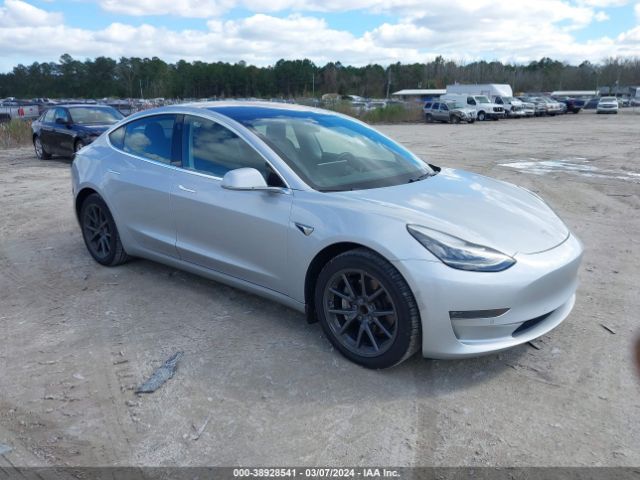 Продажа на аукционе авто 2018 Tesla Model 3 Long Range/mid Range, vin: 5YJ3E1EA4JF044544, номер лота: 38928541