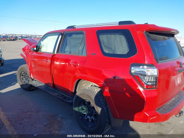 Toyota 4RUNNER SR5 2019 JTEBU5JR9K5662944 Image 14