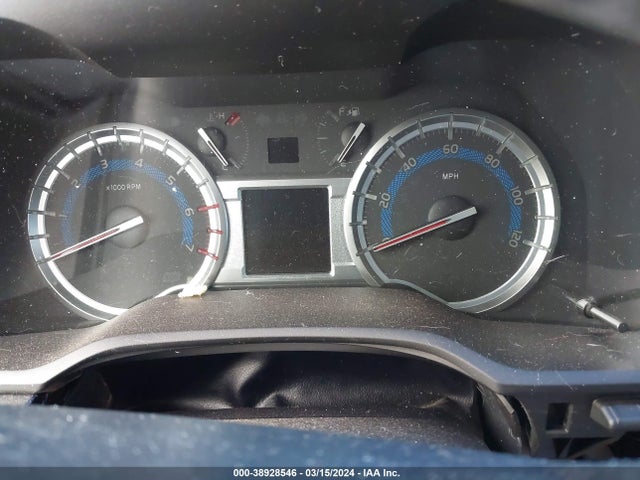 Toyota 4RUNNER SR5 2019 JTEBU5JR9K5662944 Image 7