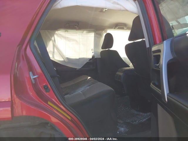 Toyota 4RUNNER SR5 2019 JTEBU5JR9K5662944 Image 8