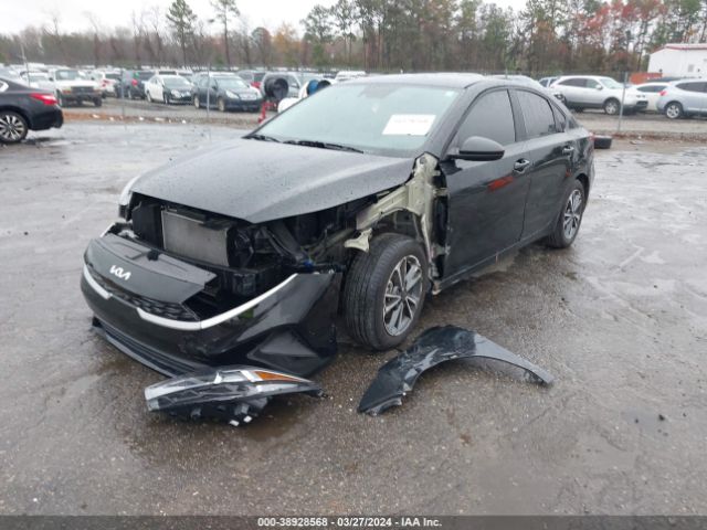 3KPF24AD8NE503285 KIA Forte Lxs