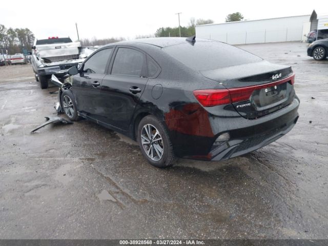 3KPF24AD8NE503285 KIA Forte Lxs