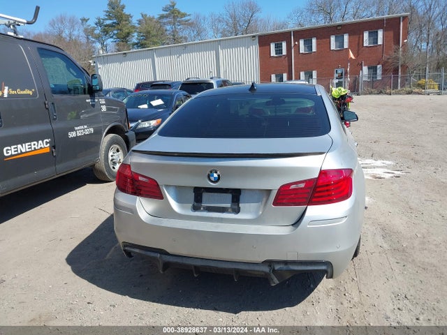 WBAKP9C51GD980743 BMW 550i Xdrive