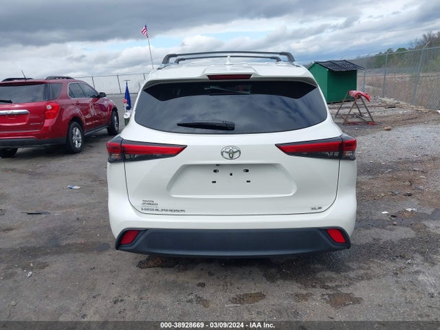 Toyota Highlander Xle 2021 5TDGZRAH7MS526321 Image 17