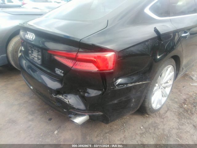 WAUBNCF57JA003906 Audi A5 2.0t Premium