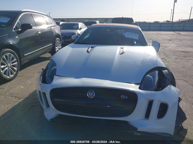 Jaguar F-TYPE S 2016 SAJWA6FU6G8K35066 Image 11