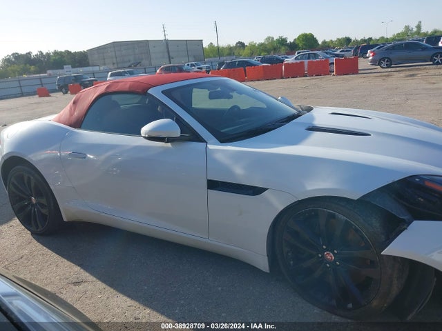 Jaguar F-TYPE S 2016 SAJWA6FU6G8K35066 Image 12