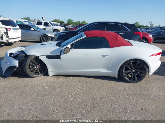 Jaguar F-TYPE S 2016 SAJWA6FU6G8K35066 Image 13