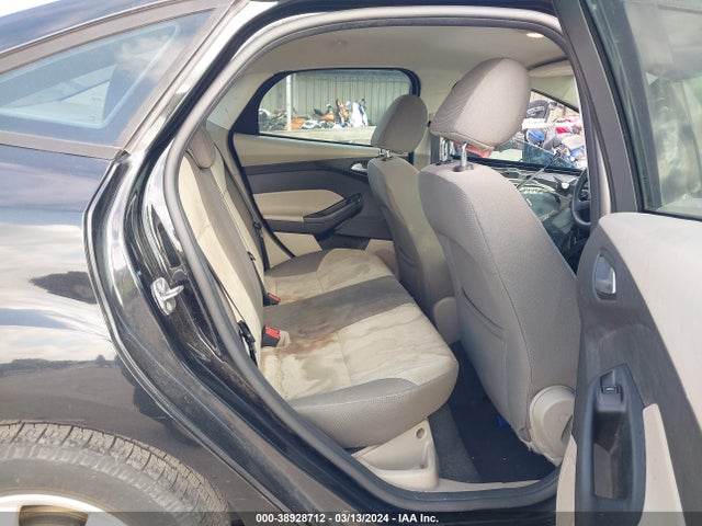 Ford FOCUS SE 2014 1FADP3F26EL354642 Image 8
