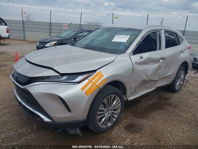 Toyota Venza Xle 2023 JTEAAAAHXPJ137331 Image 2