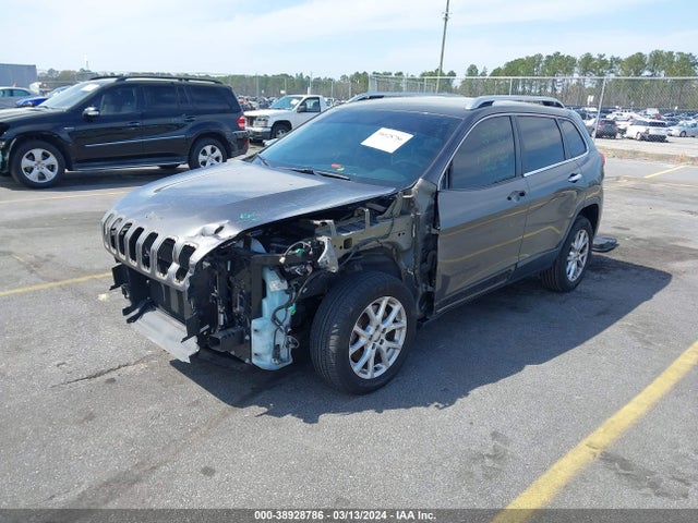 Jeep Cherokee Latitude 2014 1C4PJLCB4EW147906 Image 2