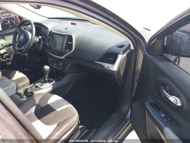 Jeep Cherokee Latitude 2014 1C4PJLCB4EW147906 Image 5
