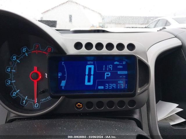 Chevrolet Sonic Lt Auto 2015 1G1JC5SG6F4114341 Image 7