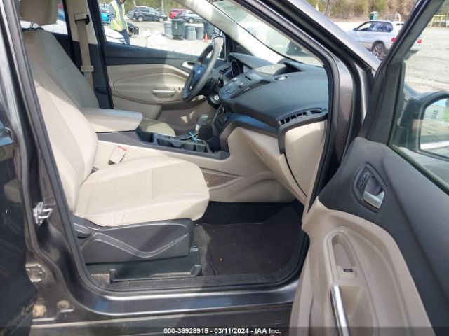 1FMCU9GD3HUD78425 Ford ESCAPE SE