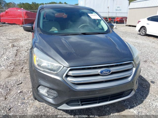 1FMCU9GD3HUD78425 Ford ESCAPE SE