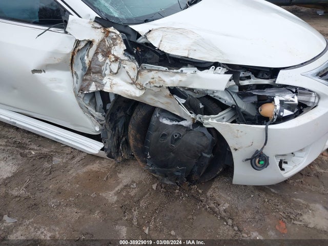 Nissan Altima 2.5 S 2015 1N4AL3AP7FC270798 Image 6