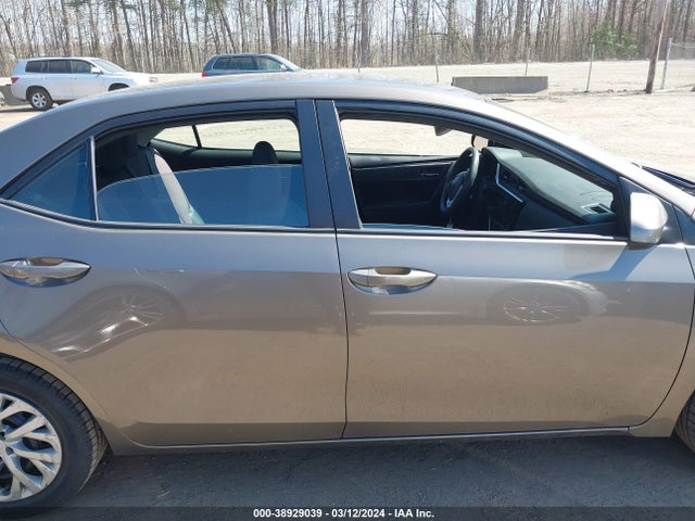 Toyota COROLLA LE 2018 2T1BURHE5JC973321 Image 14