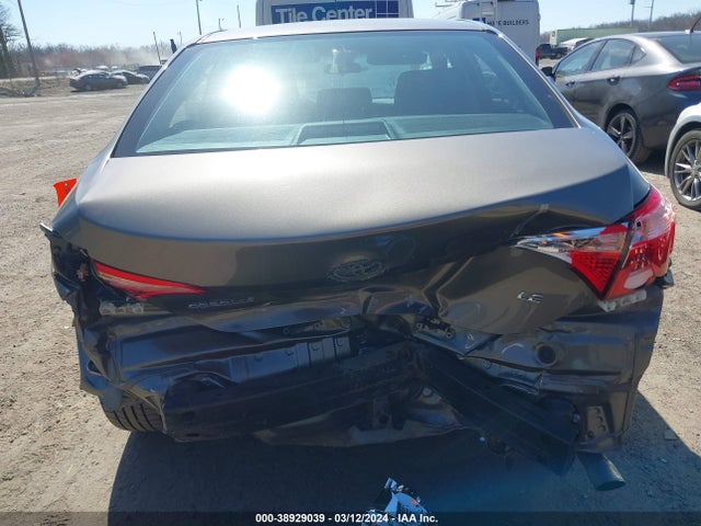 Toyota COROLLA LE 2018 2T1BURHE5JC973321 Image 17
